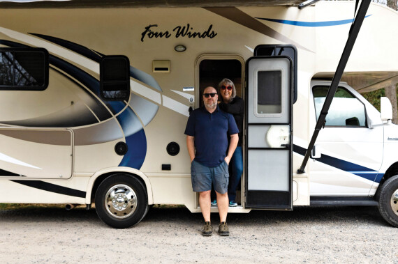 Vacation  on Wheels . . . a mobile Airbnb
