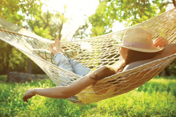 Tree Breeze . . . swing – and sleep – through summer